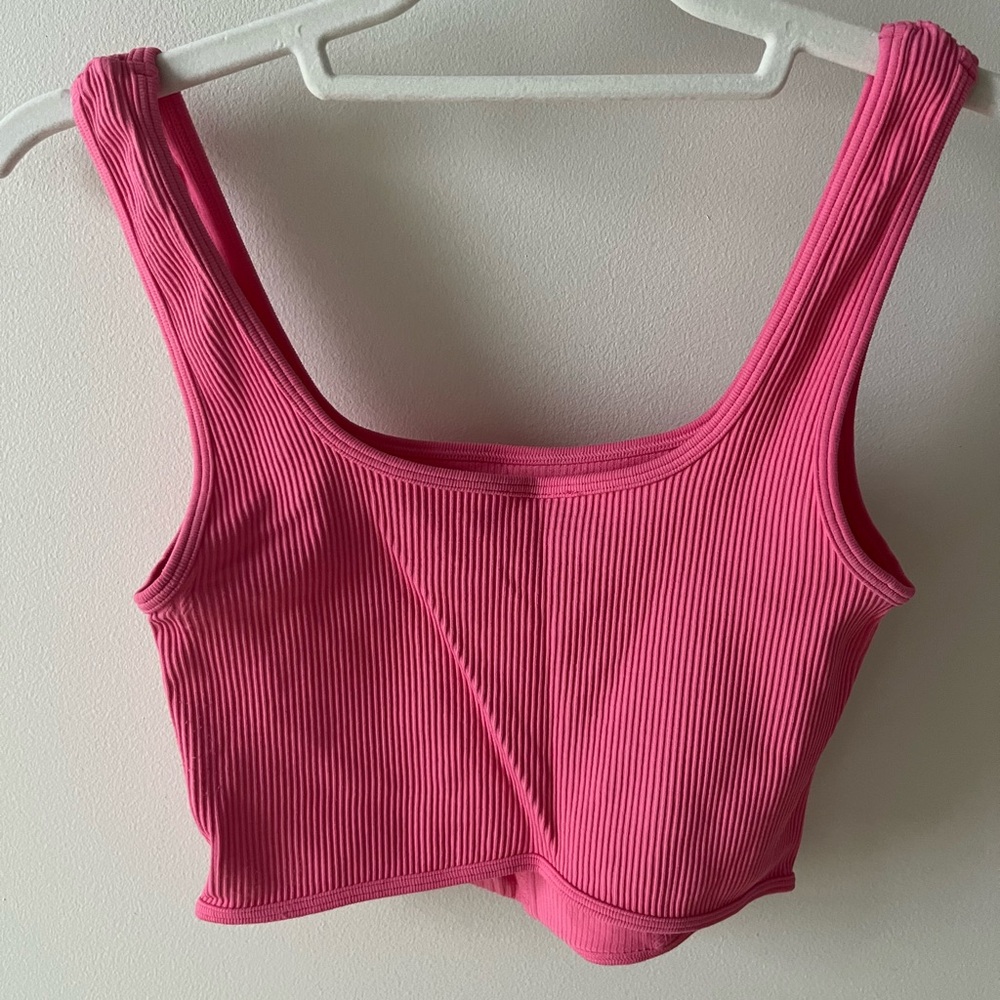 Pink Ribbed Crop Top - Picture 3 of 3